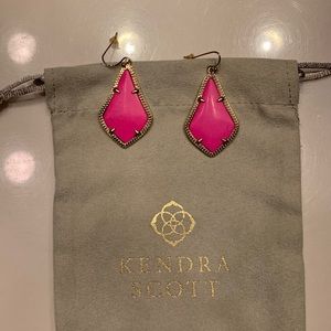 Kendra Scott Alex gold hot pink earrings